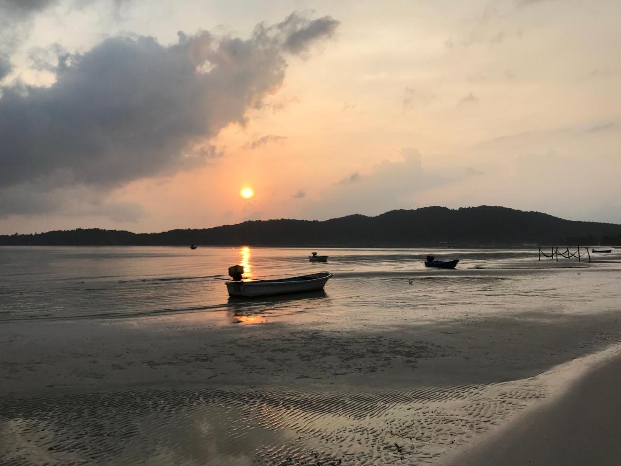 高龙撒冷岛 可隆莎洛姆旺德兹旅馆旅舍 外观 照片